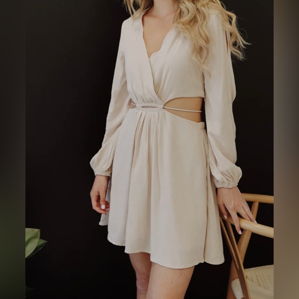 Cutout summer dress - brand new!